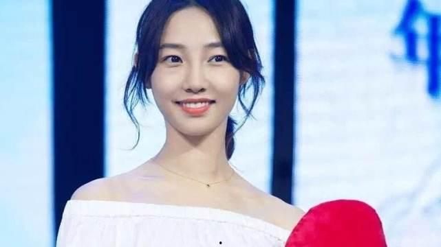 白百何最新爆料,最新爆料引发热议